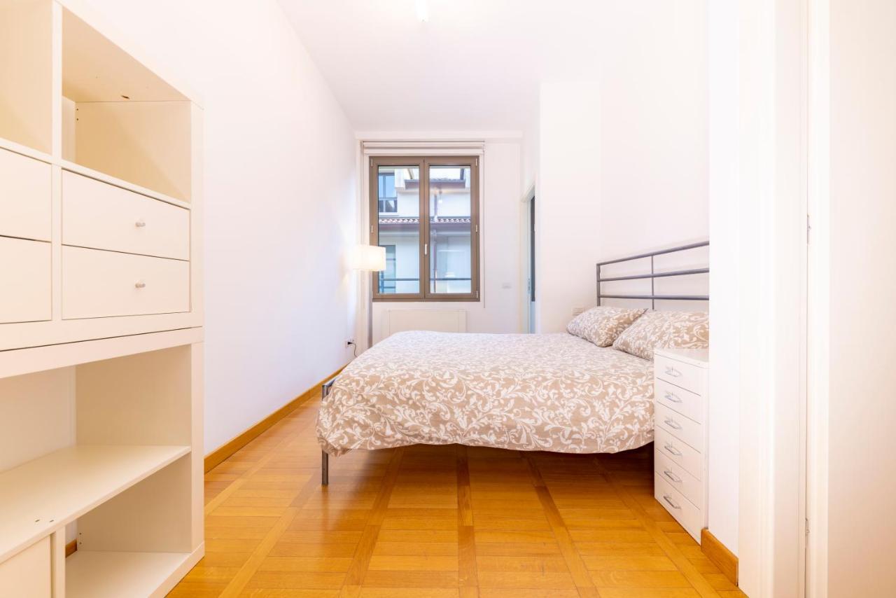Apartamento Luxury 1 Bedroom Navigli Loft Milán